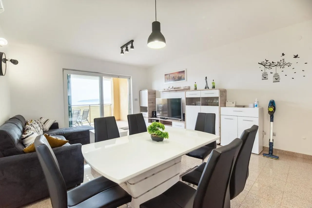 Seaview Apartment Lea